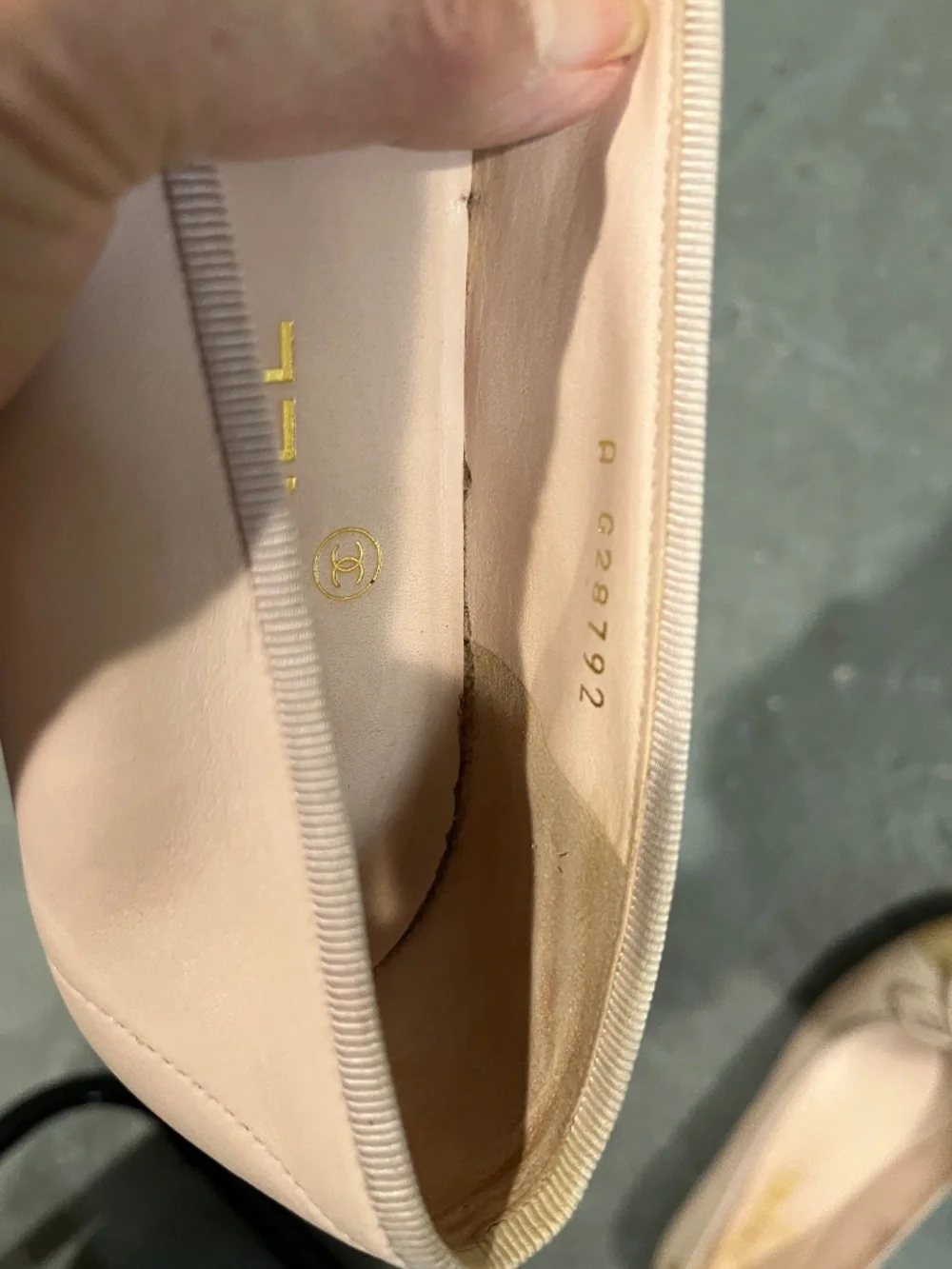 CHANEL Coco Jazz Pink Lambskin CAP toe ballet flats Size 38.5